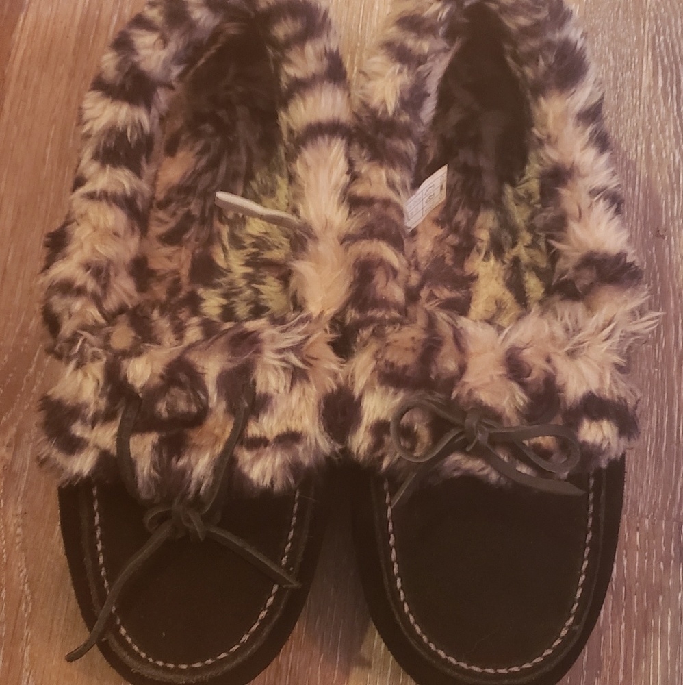Vionic Slippers